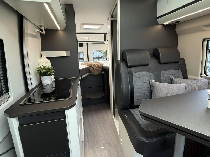 Adria Twin 640 SLB Supreme Automaat 160pk  foto: 17