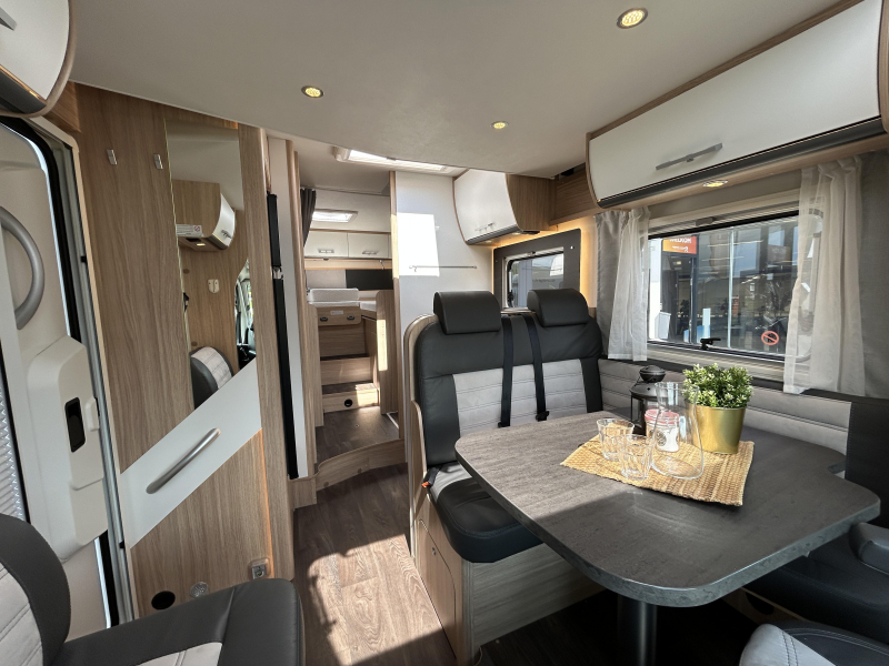 Sunlight T 68 Panel solar + cama abatible foto: 8