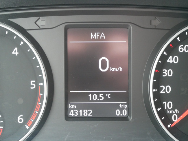 Volkswagen T6 Multivan, DSG Autom&aacute;tico, Techo elevable para dormir, &iexcl;&iexcl;6 plazas!! foto: 4