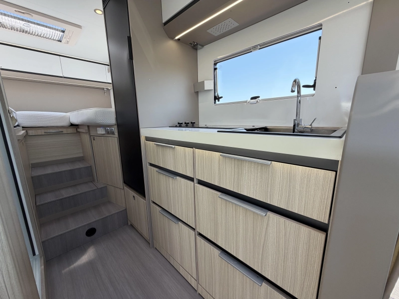 Adria Compact Supreme DL Face-to-Face, 160PK  foto: 6