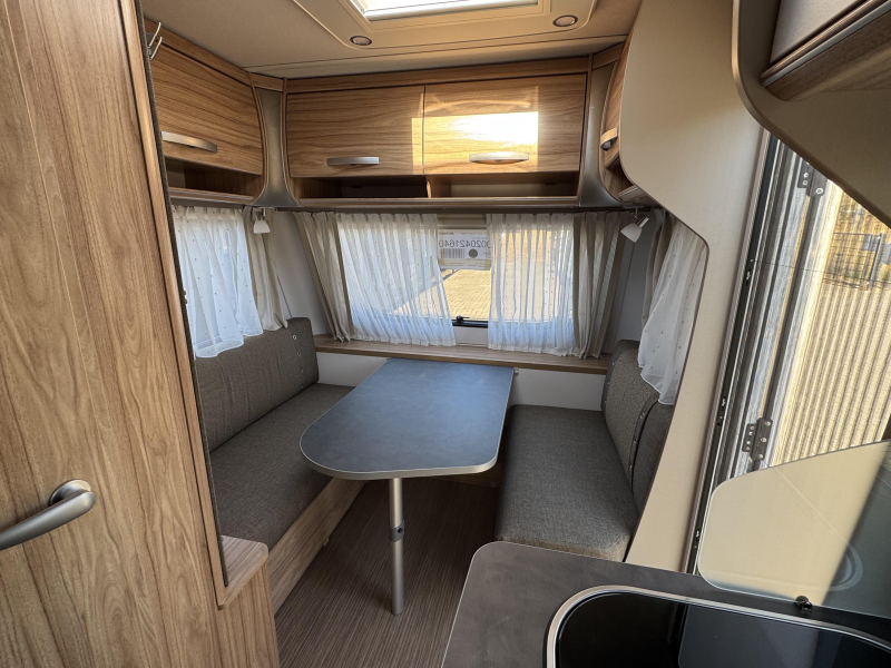 Eriba Nova Light 442  foto: 6