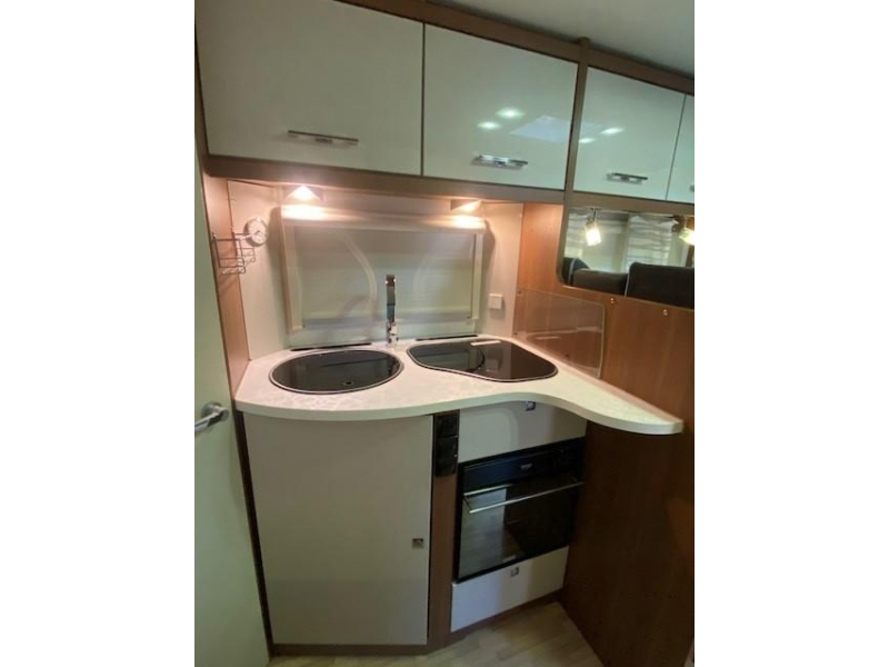 LMC Explorer SportLine 595 Very nice! photo: 8