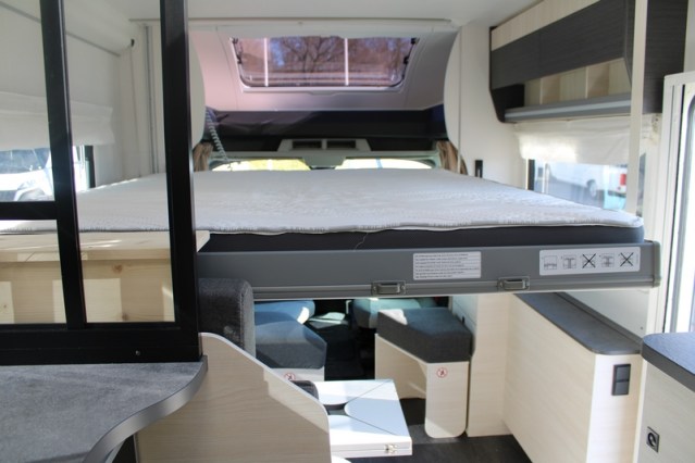 Virtually new Exclusive Line 660 Chausson AUTOMATIC double entrance door Artic pack (70 photo: 64