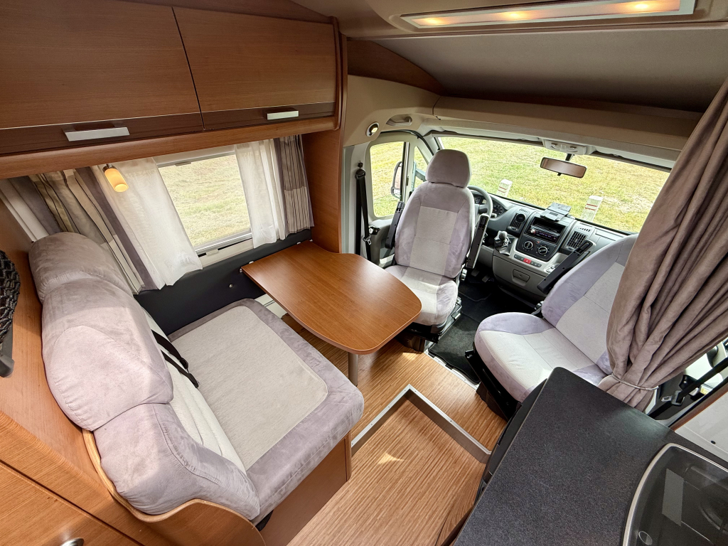 KNAUS Sun ti 650 Meg photo: 4
