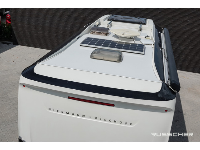 NIESMANN BISCHOFF Smove 7.4 E 150Pk Automaat | Leder | Lengtebedden foto: 21