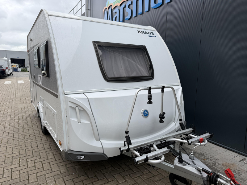 Knaus Sport 400 QD Nieuw staat | Compleet  foto: 2