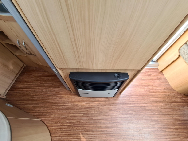 LMC Cello 460 D  foto: 21