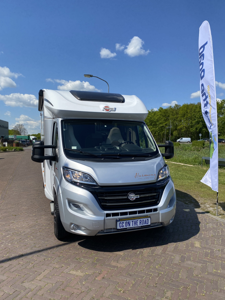 Bürstner AUTOMAAT Lyseo Harmony Line 690 G Half-integraal, Motor-airco, Enkele-bedden, Hefbed, Garage, Halve-treinzit, Draaistoelen, Bj. 2021 Marum  foto: 31