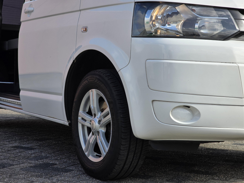 Volkswagen T5 2 TDI 4 persoons hefdak 2014  foto: 20