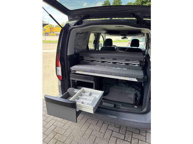 Volkswagen Caddy California 1.5 TSI EU6 84 kW / 114 hp 7-speed DSG photo: 2
