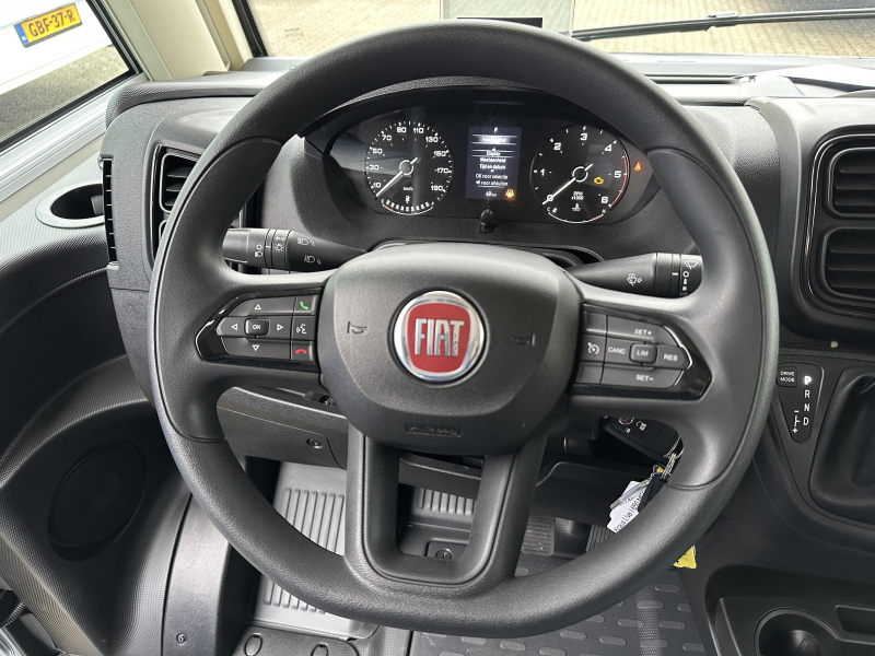 Knaus L!ve I 650 MEG AUTOM&Aacute;TICO 180CV foto: 21