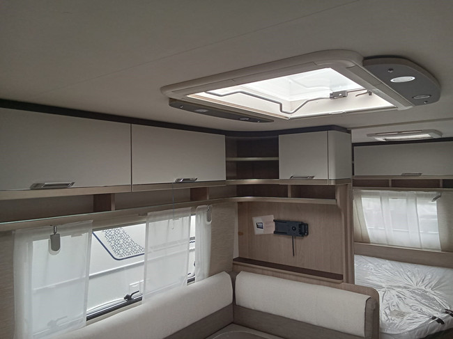 Bürstner Premio 550 TK foto: 15