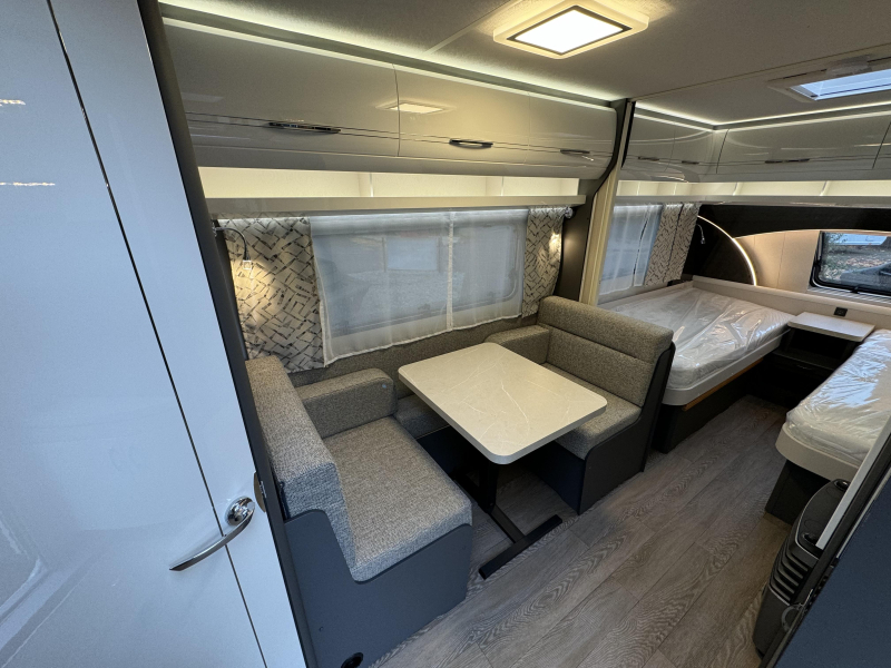 Hobby Excellent 460 SL Model 2025! Enkele Bedden  foto: 7