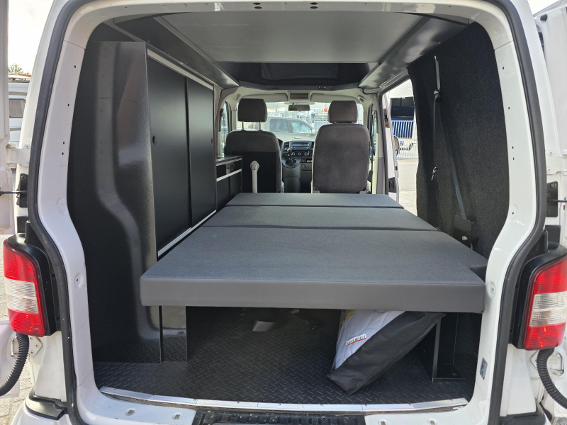 Volkswagen T5 2 TDI 4 persoons hefdak 2014  foto: 11