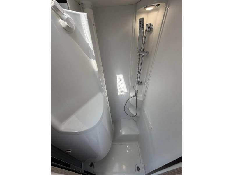 Adria Compact Supreme DL Face-to-Face, 160PK  foto: 18