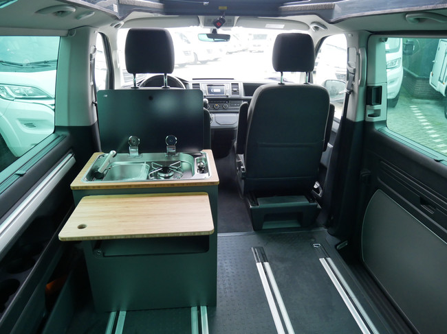 Volkswagen T6 Multivan, DSG Automaat, Buscamper met Easy fit Slaaphefdak!! foto: 8
