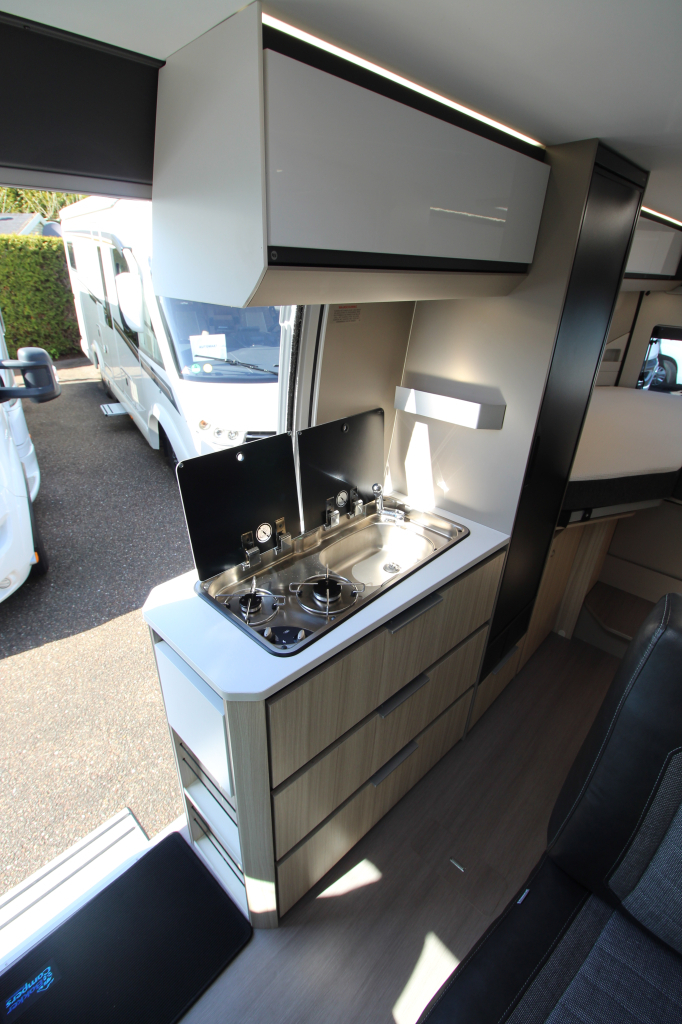 Adria Twin Plus 640 SLB photo: 7