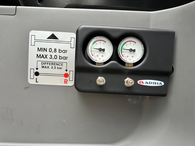 Adria Compact Max DL SL160pk Dieselkachel  foto: 22