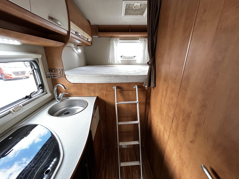 P.L.A. Camper Plasy 63 HP Dwarsbed/Hefbed/2016/6.2M  foto: 19