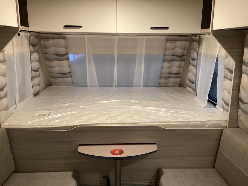 Dethleffs C'Joy Active 480 QLK stapelbed 