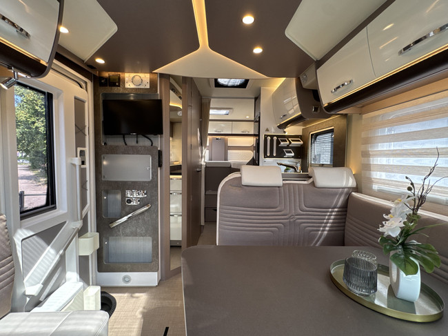 Bürstner Lyseo TD 690 G Harmony Line Black Pearl 160 pk AUTOMAAT 9-Traps Euro6 Fiat Ducato **Vlakke vloer/Enkele bedden/Maxxfa/ Satelliet foto: 7
