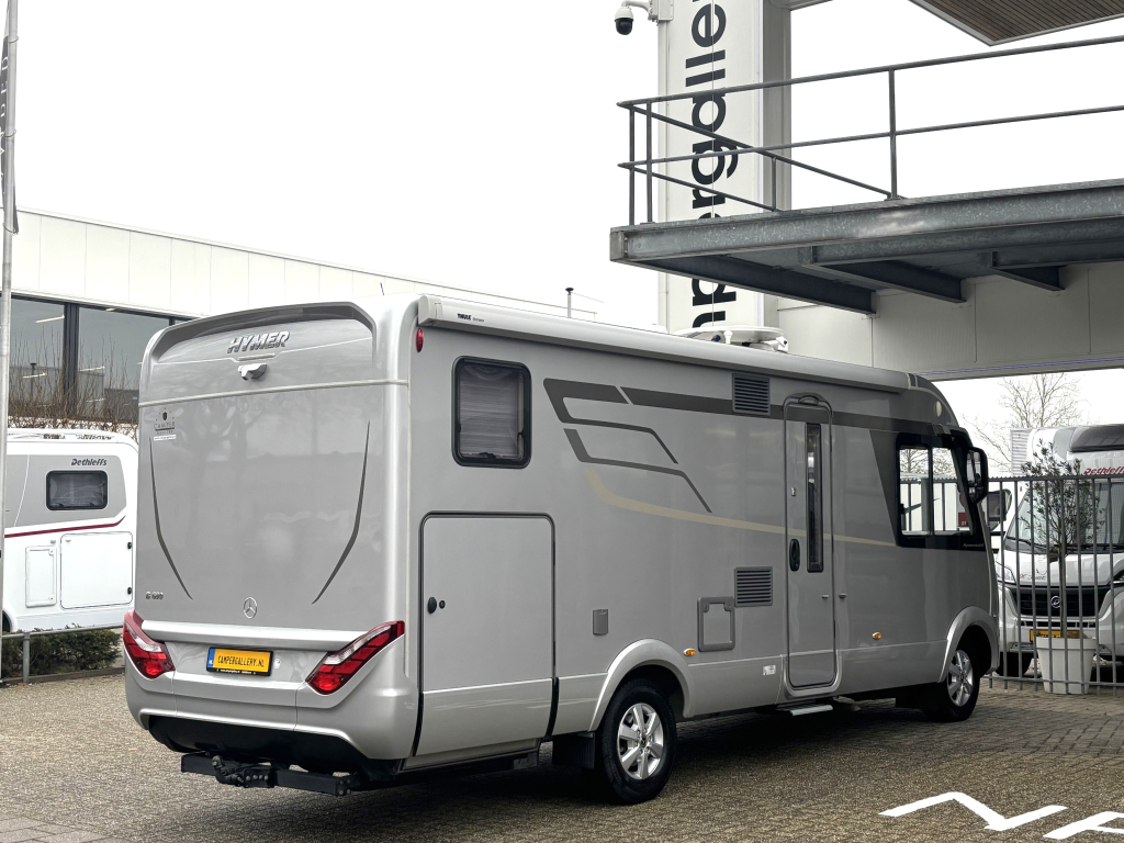 Hymer BMC 680 SilverLine MERCEDES 9T AUTOMAAT ENKELE BEDDEN foto: 21