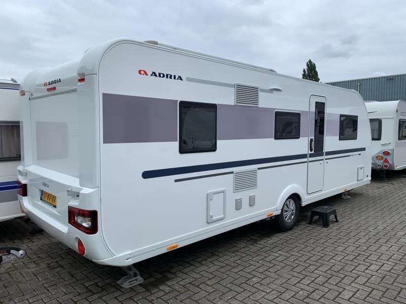 Adria Alpina 663 PT Zeer compleet!!  foto: 1