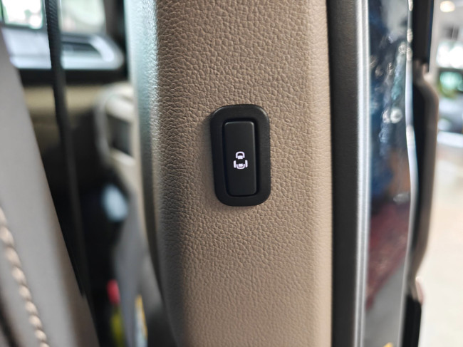 Volkswagen California Ocean 1.5 eHybrid DSG 4Motion 245pk photo: 15