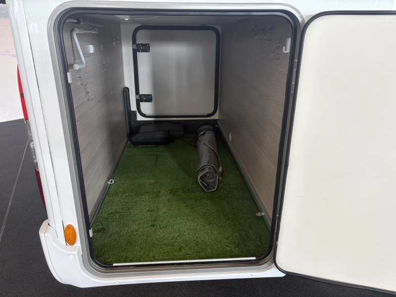 B&uuml;rstner Nexxo T 690 Levelsyst - Lithium Foto: 6