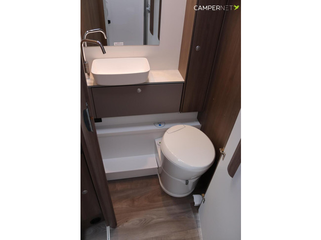 Carado T457 140hp Automatic | Single beds | Face to Face | Pro + Package | Thule awning | Separate shower | Large refrigerator | Light alloy photo: 21