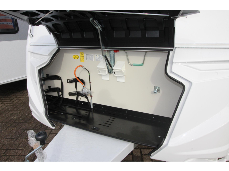 Knaus Sport 420 QD Dwarsbed & ruime keuken!  foto: 22