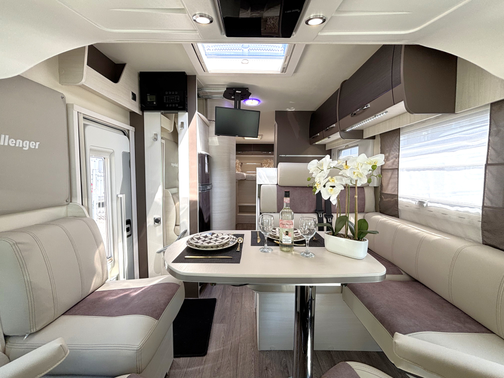 Challenger Sirius 3087 GA EINZELBETTEN + HUBBETT EURO 6 Foto: 16