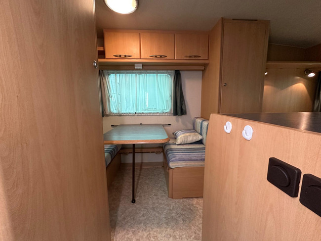 Adria Unica 390 PS photo: 3