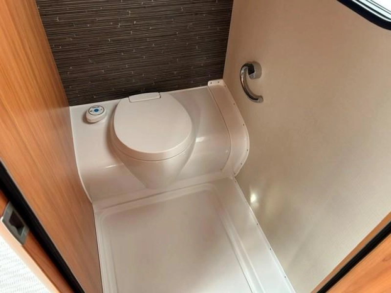 Eriba Nova GL 485 FULL OPTIONS  foto: 9