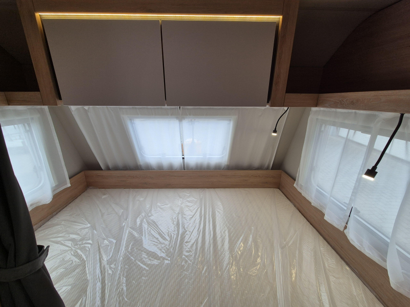 Knaus Sport 420 QD Extra grote keuken!  foto: 17