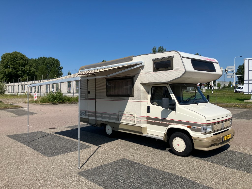 FIAT 290 MAJ KAMPEERAUTO foto: 3