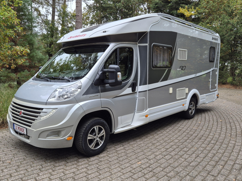 Dethleffs Eighty T 6700 Fransbed EP level TV leer  foto: 5