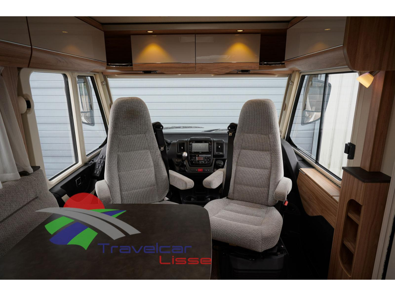 Hymer Exsis-I 588 Levelsysteem | Automaat foto: 2