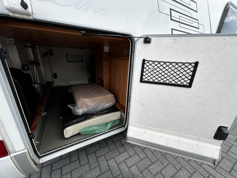 Hymer T 674 SL Enkele-bedden/2014/Euro-5  foto: 6