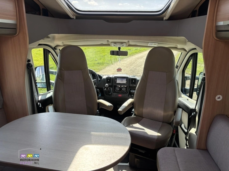 Knaus Sky TI 700 MEB  foto: 15