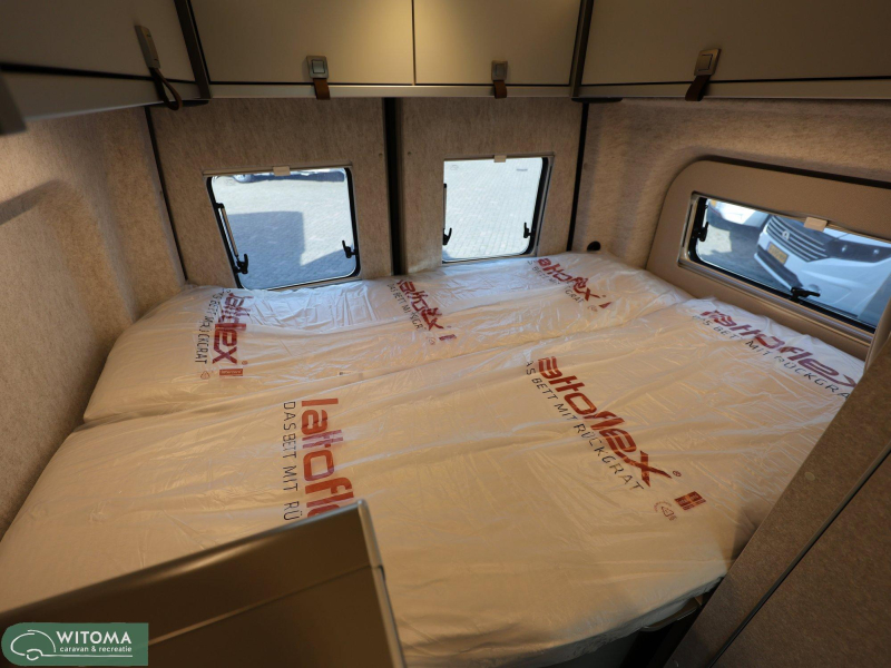 Hymer Grand Canyon S 600 4x4 NIEUW LEES TEKST !!  foto: 13