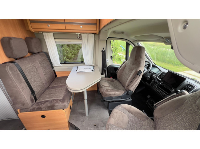 Pössl Roadcruiser 2025 Automaat / Nieuwstaat / Buscamper foto: 5