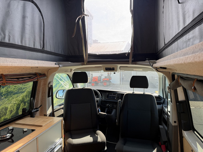 Volkswagen CALIFORNIA / Free storage photo: 5