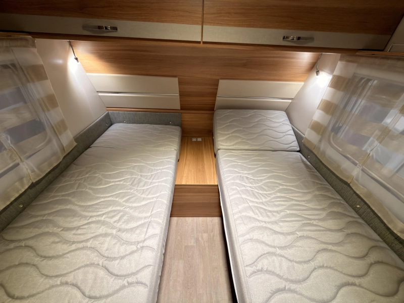 Caravelair Antares Style 450 Luifel+mover+voortent  foto: 15