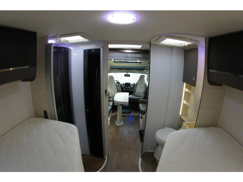 Chausson Welcome 747 GA Enkele bedden, Hefbed.  foto: 19