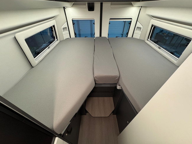 Adria Twin Supreme 640 SLB foto: 6