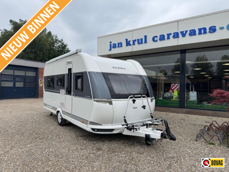 Hobby De Luxe 460 LU Camas individuales mover toldo