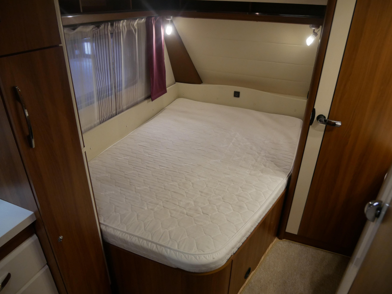 Hobby Excellent 540 UFE Incl. mover en fietsenrek  foto: 10