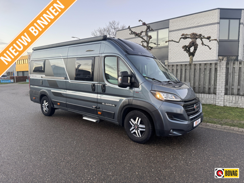 Adria Twin Supreme 640 SLB Lengtebedden 