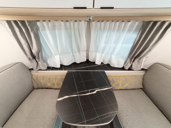 Eriba Touring 542 Urban foto: 6